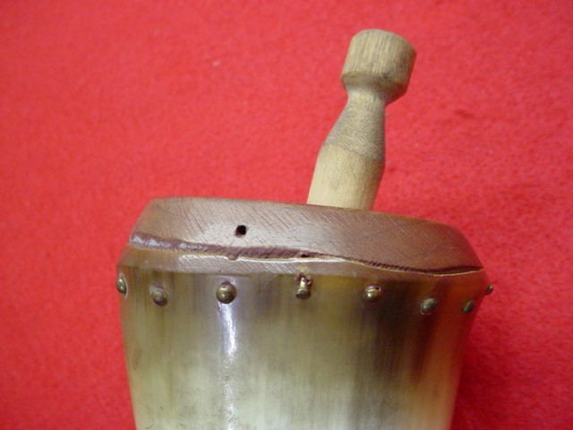 Muzzleloader Powder Horn- 8" Length- No Strap - Nice !! (E)