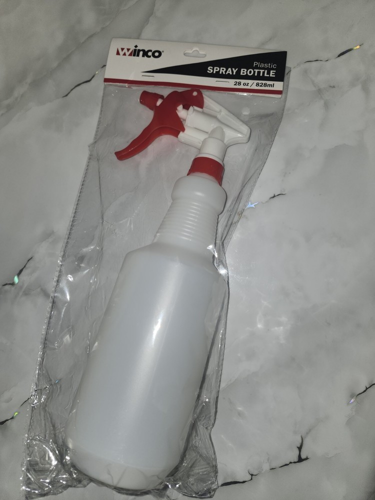 Plastic Spray Bottle 28oz / 828ml Winco