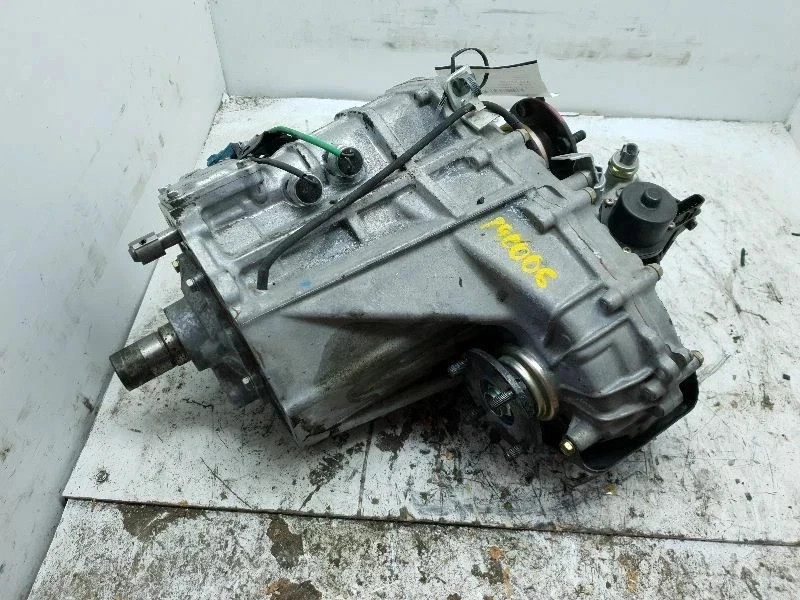 2001-2004 Toyota Sequoia Transfer Case Assembly OEM
