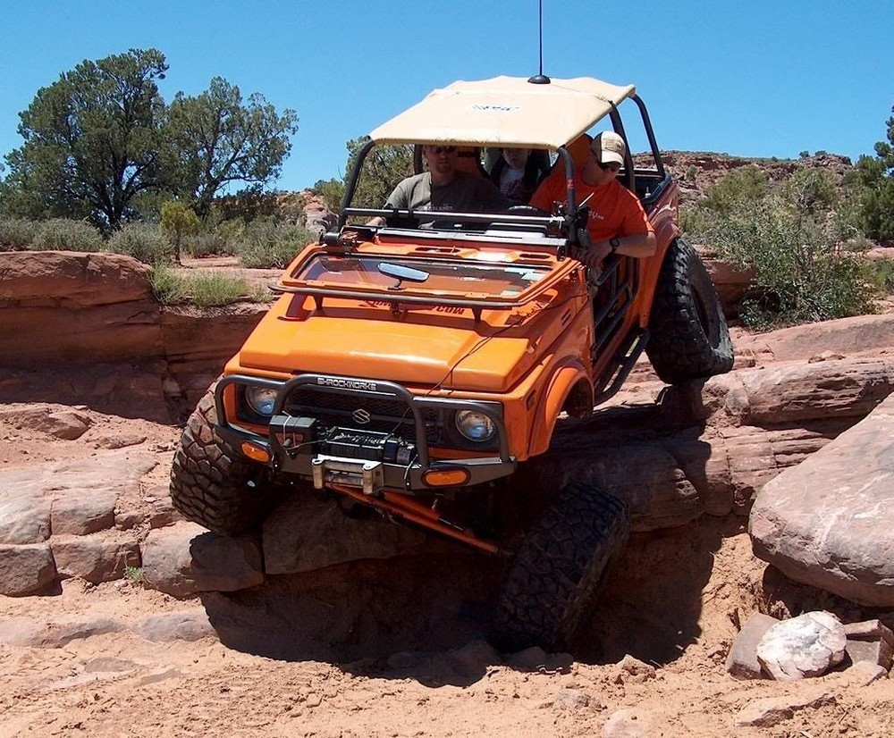 FOLD-DOWN WINDSHIELD KIT - SAMURAI '80-'95