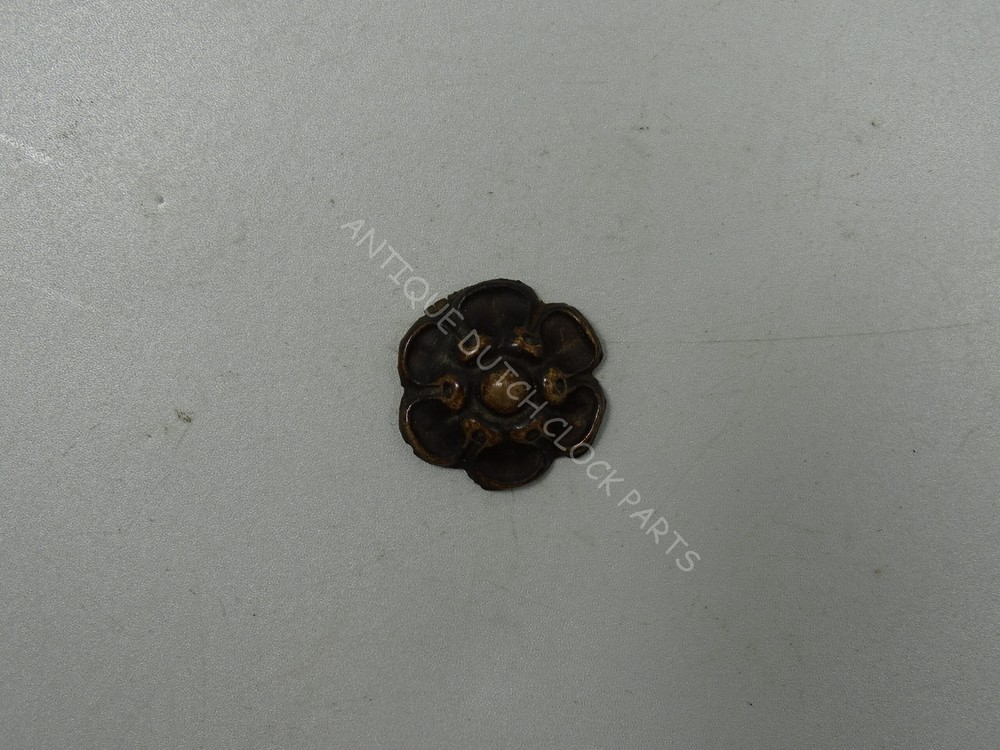 WOOD FLOWER ORNAMENT FOR GERMAN REGULATOR CLOCK