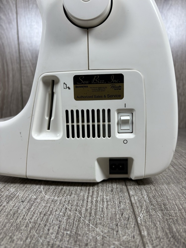 Brother PE-150 Computerized Embroidery Machine TESTED - With Pedal!