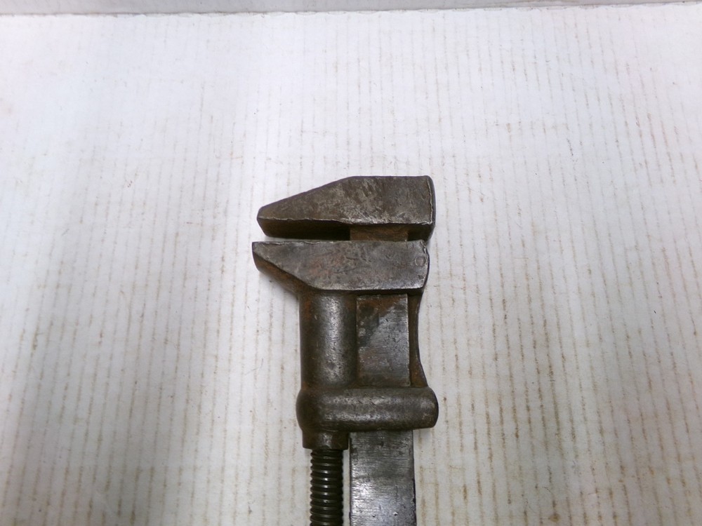 Russwin Perfect Handle Adjustable Pipe Wrench 15" Vintage Tool
