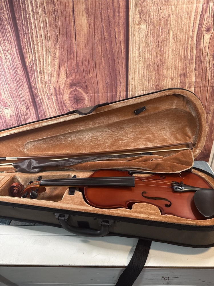 Toyama 4/4A 23 Inch 4-string violin with case/bow NEEDS STRING