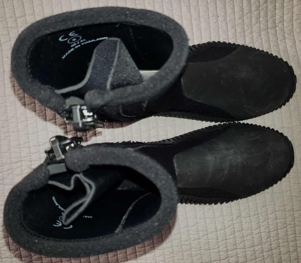 Typhoon Titanium Dive Boots Size Small (40/41) Black