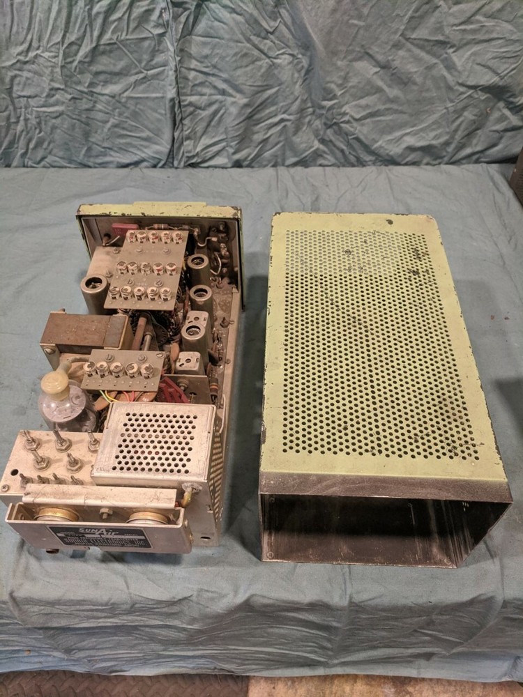 SUNAIR ELECTRONICS TRANSCEIVER T-10R-M