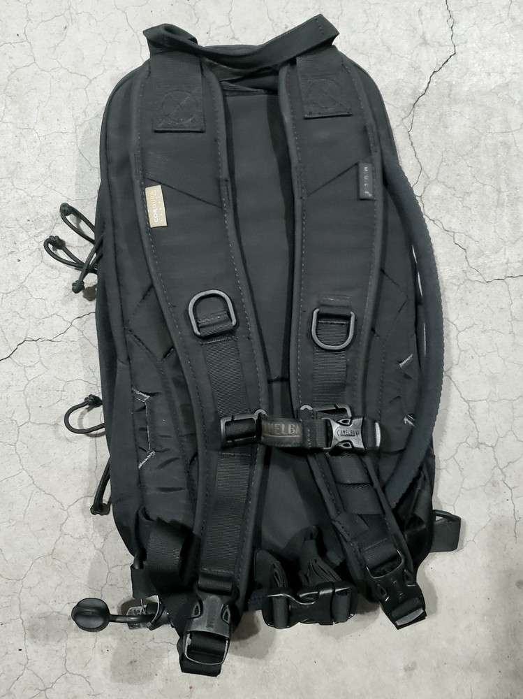 Camelbak M.U.L.E Maximum Gear Backpack Pack Antidote MOLLE Mil-Spec MULE Black