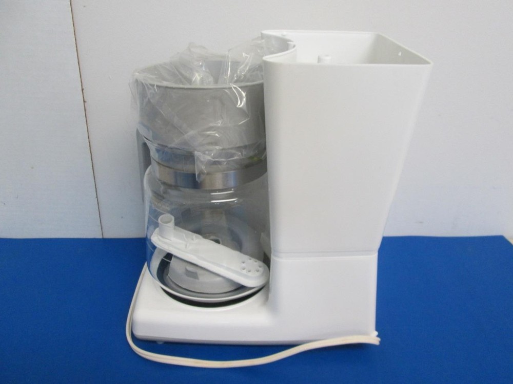 NOS Regal 10 Coffee Maker J7567GY