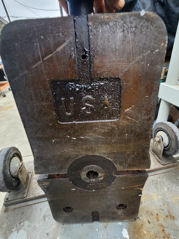 MAGNUM 6" MILLING MACHINE VISE