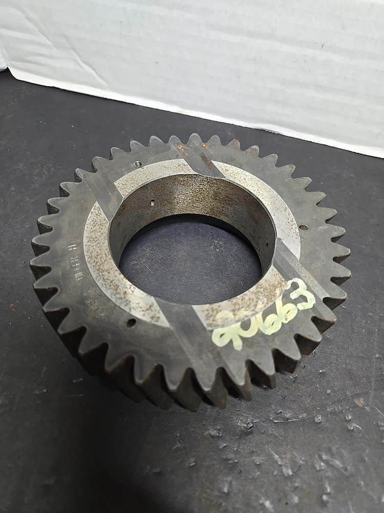 NOS Fuller 20663 Gear. No Box