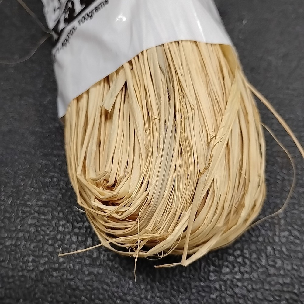 Classic Silks KH2101 Natural 100g Raffia