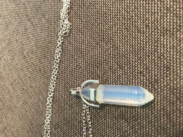 Pendulum with Chain,Necklace Opalscent Stone