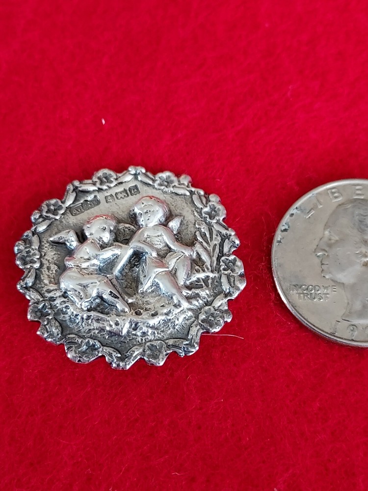 1904 Sterling Silver Cherub Hallmarked Button