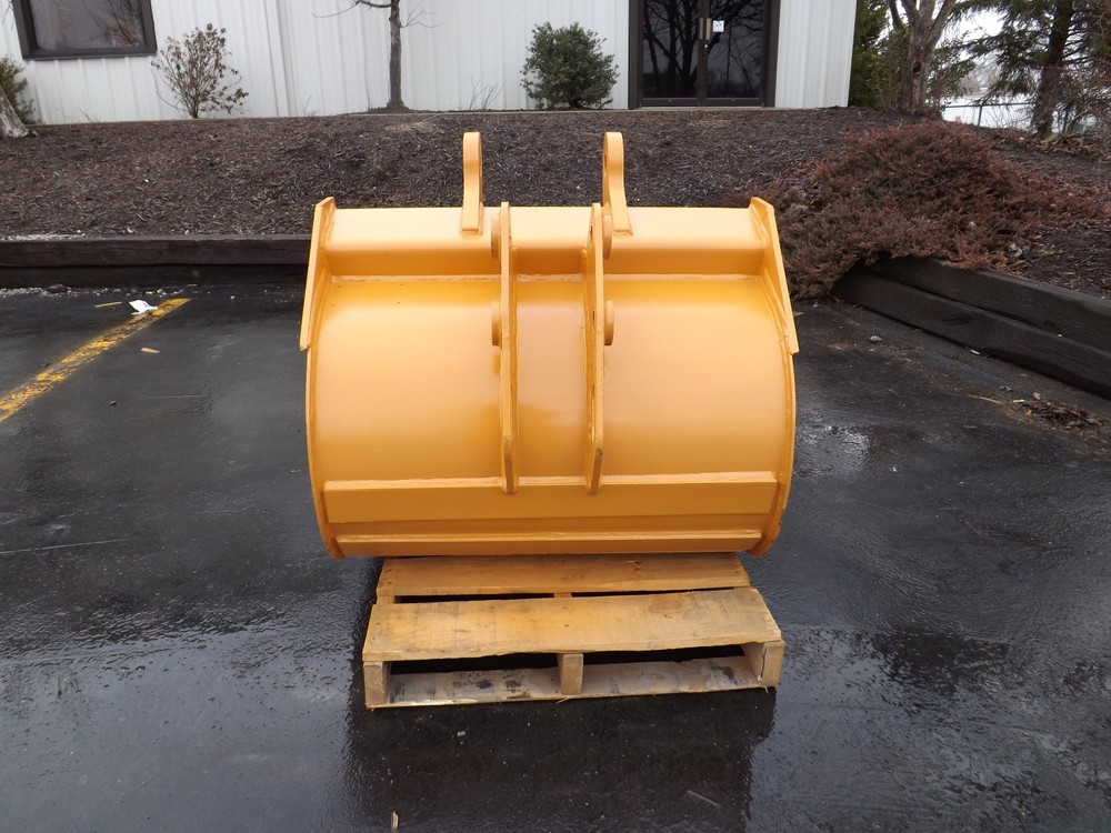 New 36" Backhoe Bucket for a Case 590D without Teeth: Includes Coupler Pins