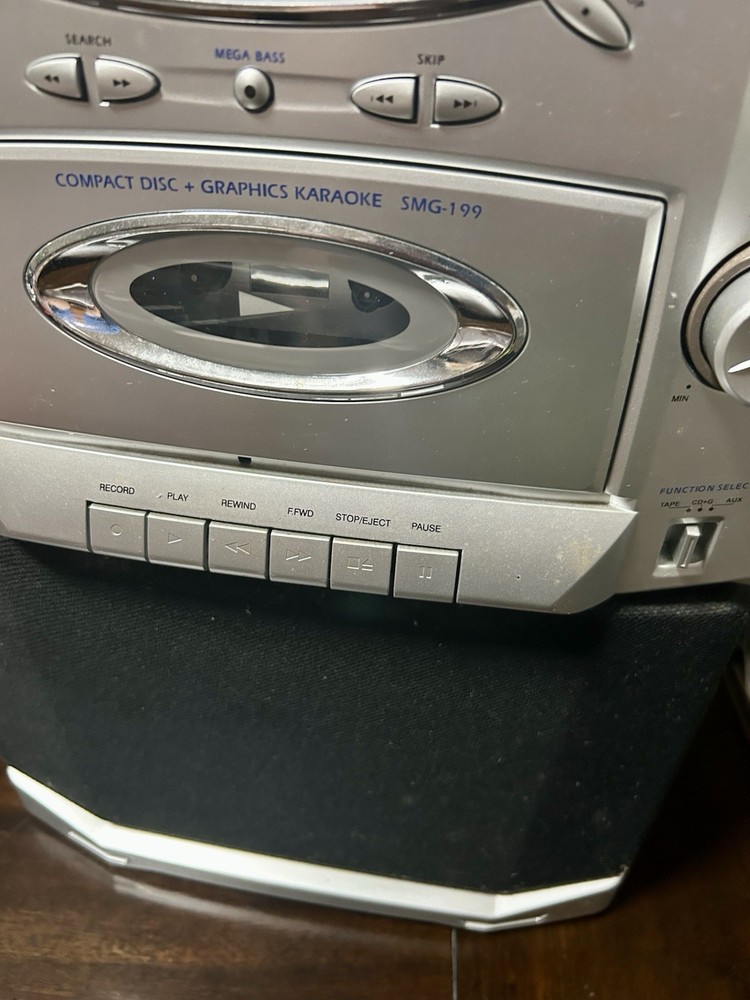 The Singing Machine Karaoke CD Cassette Mics Missing - Working Unit
