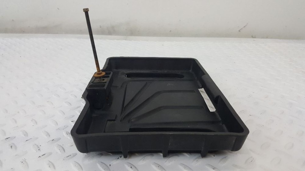 2001 Ford E350SD Battery Tray