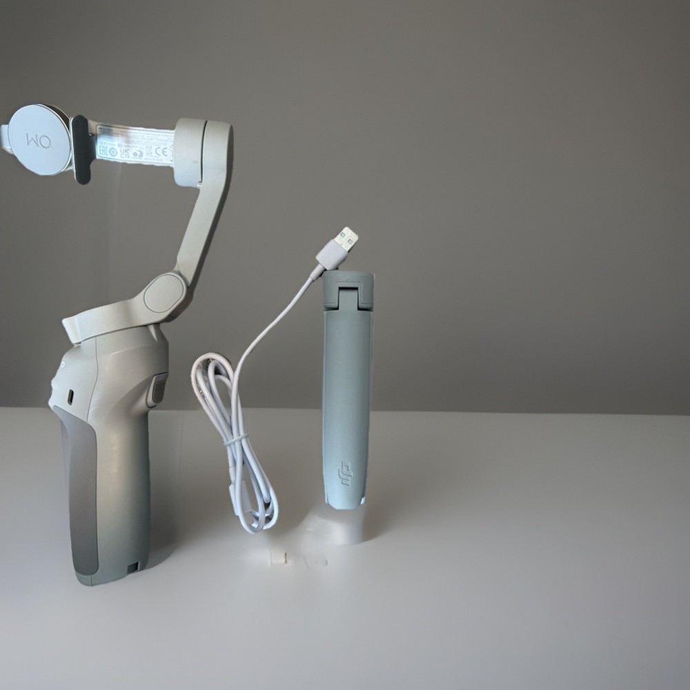 DJI Osmo Mobile SE Smartphone 3 Axis Gimbal Stabilizer Gray