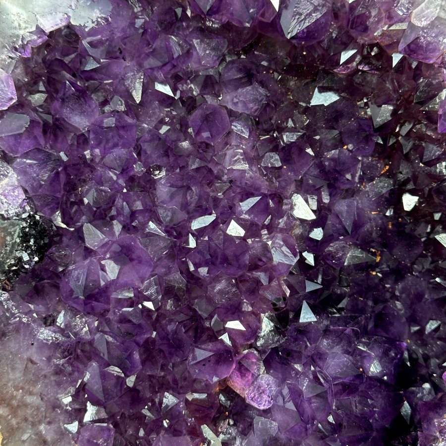 Natural Uruguayan Large Amethyst Geode. MWS2097