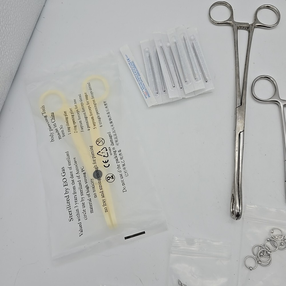 Lot for BODY PIERCING Forceps Kit Open box