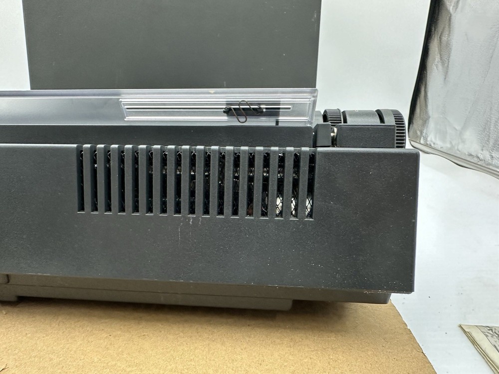 Olivetti PRAXIS 35 Typewriter w/Plastic Hard Case 1980s Powers On Needs Service*