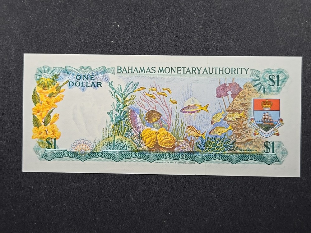 1968 BAHAMAS $1 - Pick# 27a - Solid AU