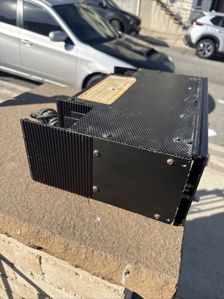 Crown PS-200 power amplifier Tested Works Has Some Cosmetic Issues