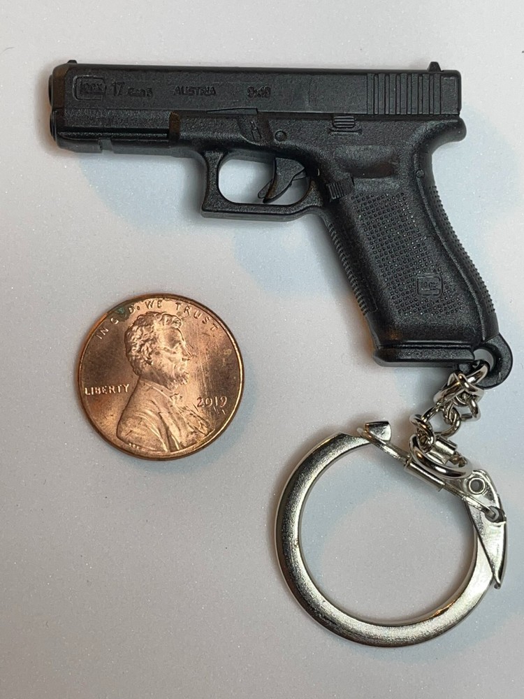 GLOCK G17 Pistol Key Ring - Miniature Molded Plastic Replica