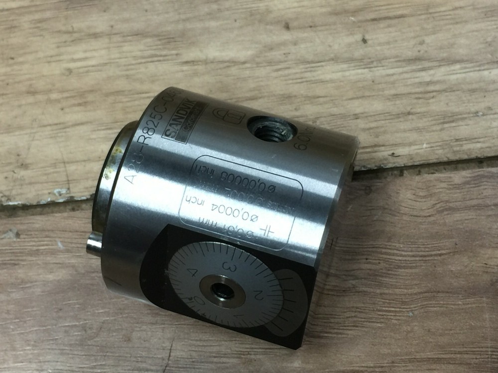 SANDVIK A28 R825C X .0004 " FINE BORING HEAD