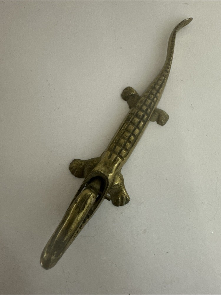 VINTAGE BRASS ALLIGATOR NUTCRACKER METAL