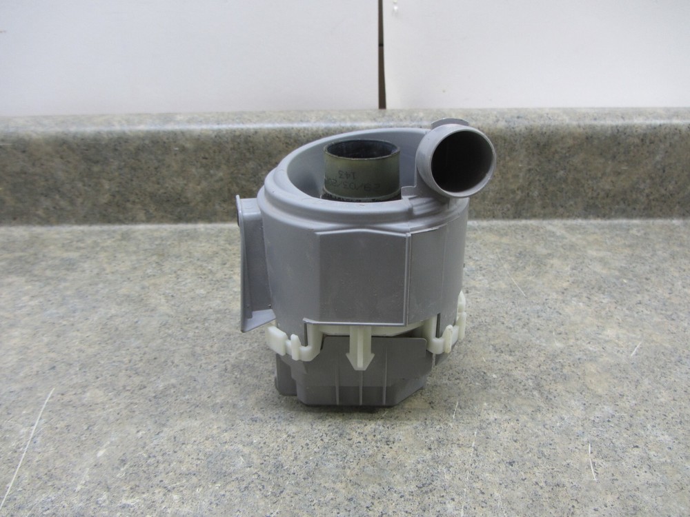 BOSCH DISHWASHER CIRCULATION PUMP (RUST) PART# 00705174