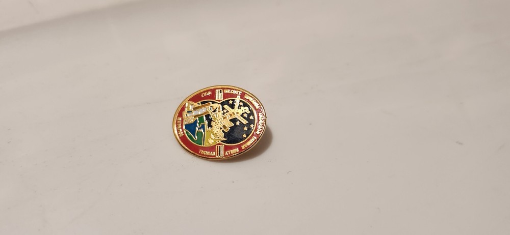 SHUTTLE ENDEAVOUR STS-89 NASA SPACE LAPEL PIN