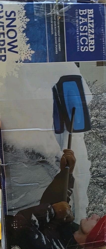 Sharper Image Snow Sweeper Pusher 18" Foam Head 40" Extending Handle