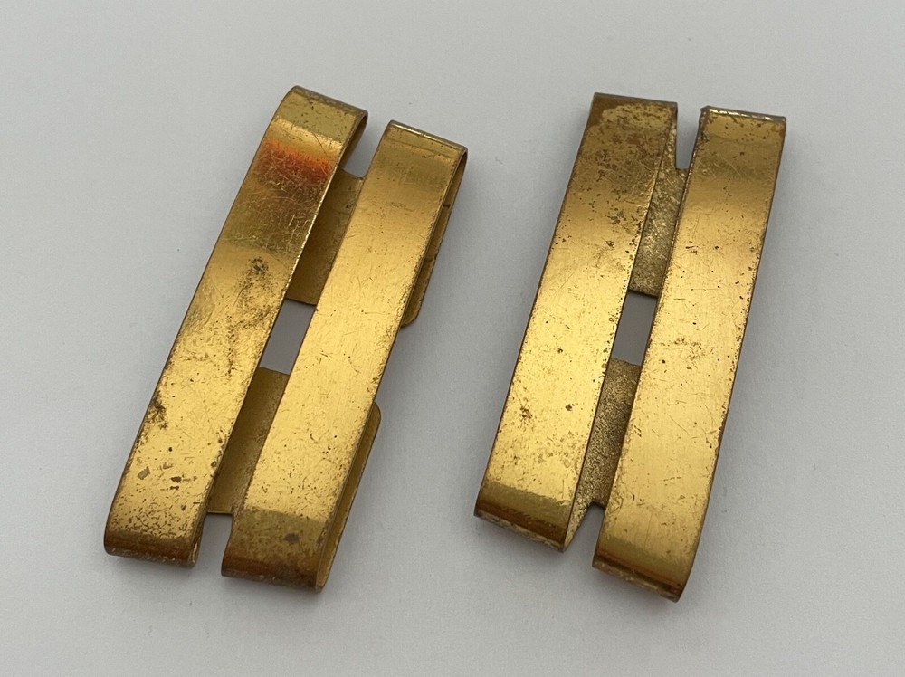 Metallic Shoulder Grades. lieutenant. B7 (L52)