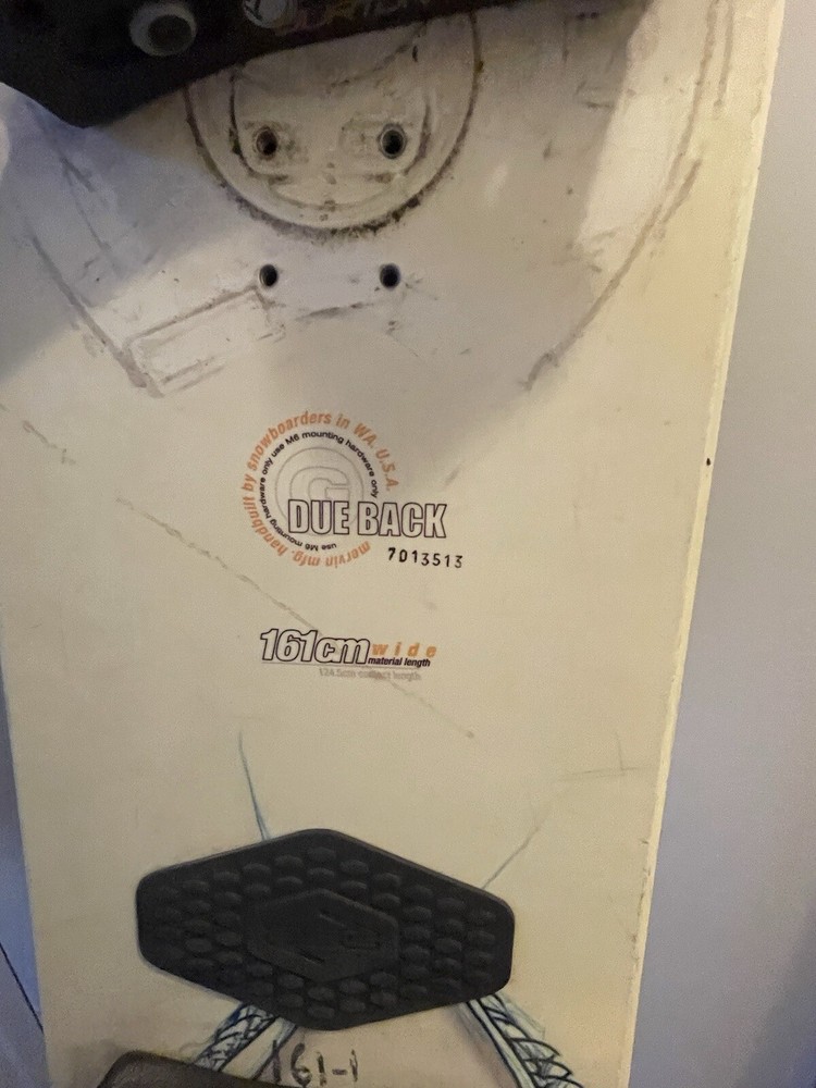 GNU Mervin MFG 161cm Snowboard - White (Plus Bindings)