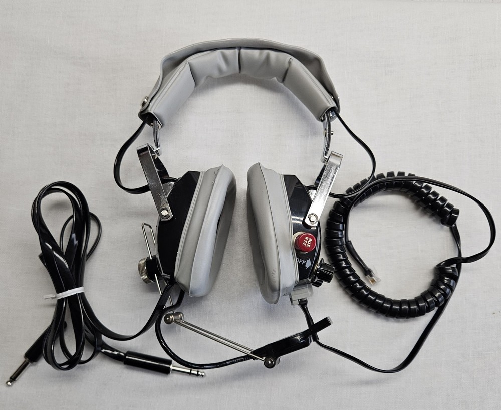 Audio Com Pilot / Co-Pilot +2 Voice Activated Intercom Headphone Headsets