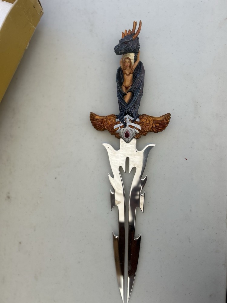Decorative Dagger with Dragon Design On The Handle Decorative Dagger