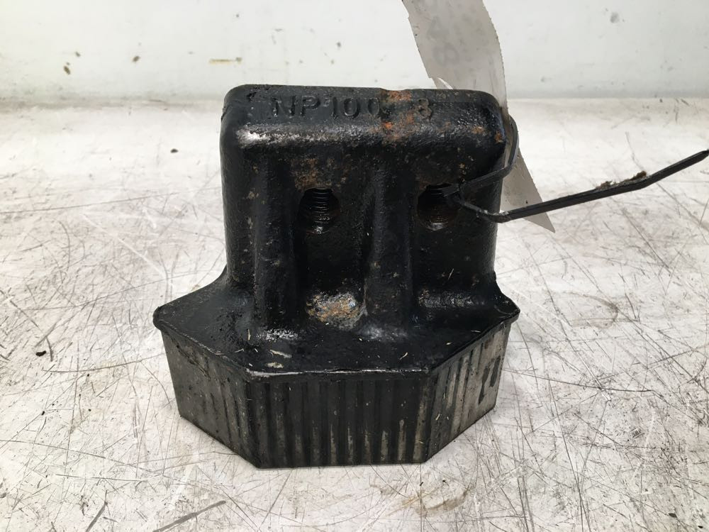 2015 Paccar MX13 Engine Mount (548-11420)