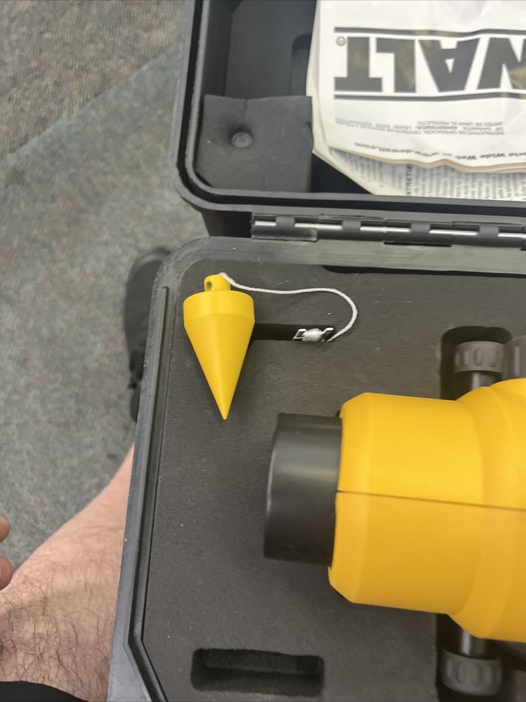 DEWALT DW096 Magnification Automatic Optical Level 26X with Case