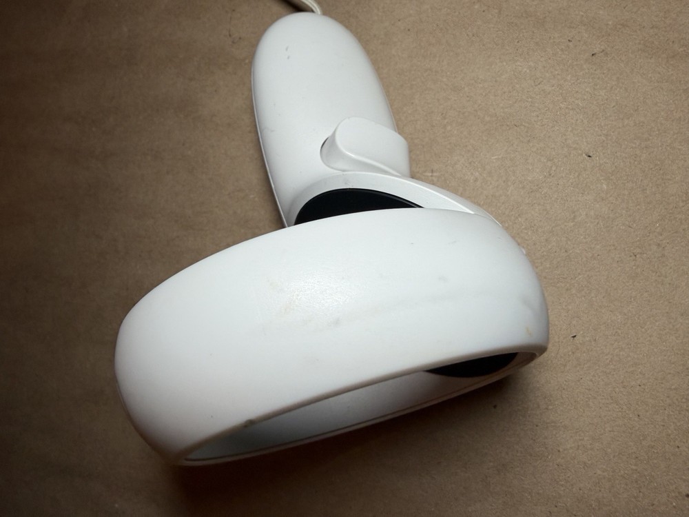 Oculus Meta Quest 2 VR Controller Right Hand Controller Only JD96CX