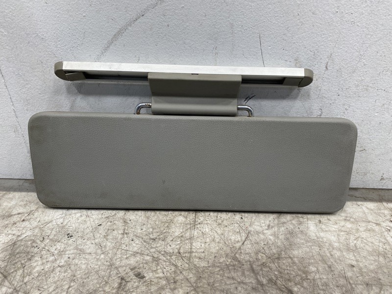 Volvo VNR Visor (654-10875)