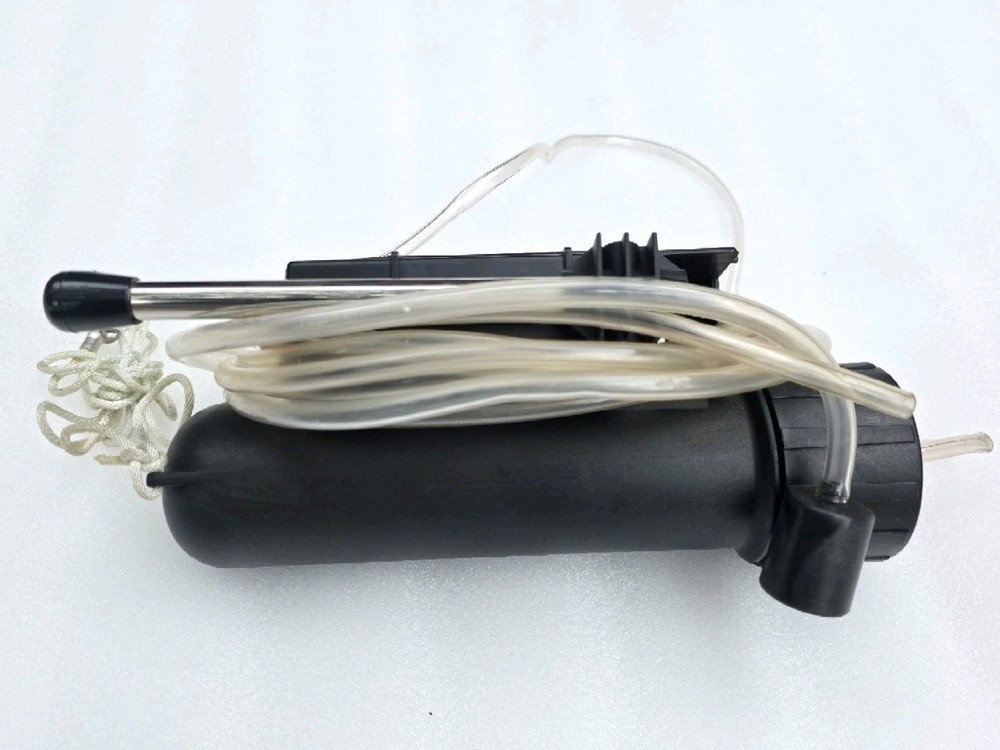 THE KYUMEI LTD SOLAS 100L MANUALLY POWERED REVERSE OSMOSIS DESALINATOR PUMP