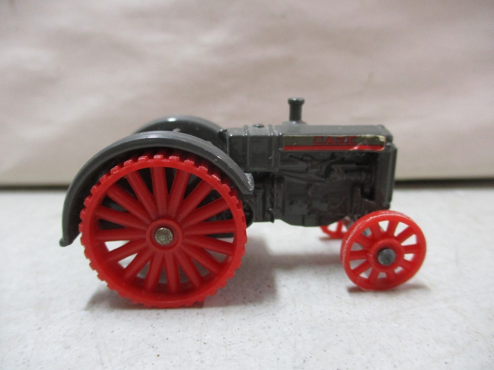 Ertl Case L Tractor 1/64