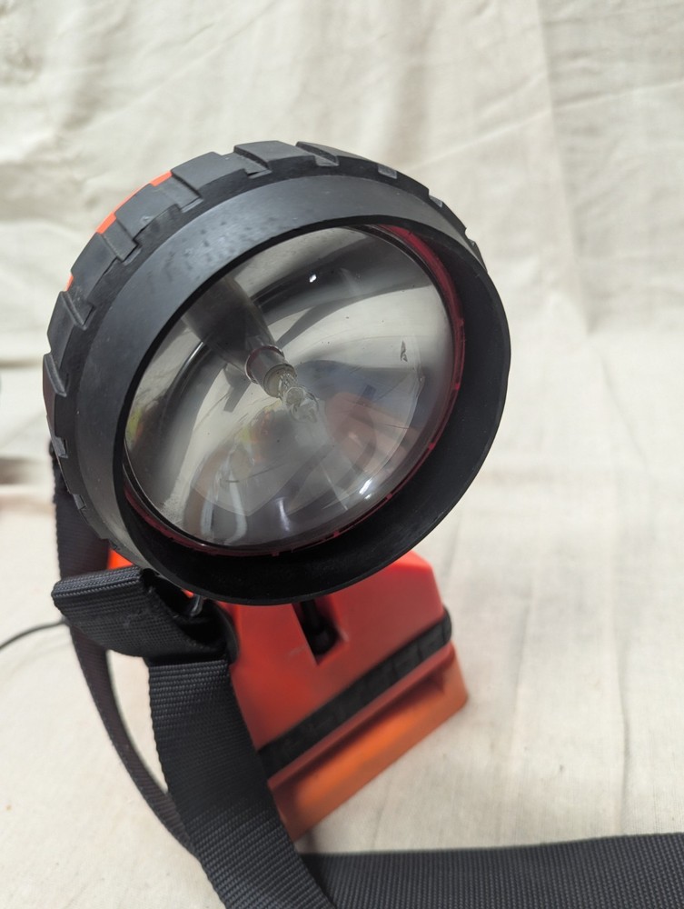 Streamlight LiteBox EMS Firefighter Flashlight With Charger