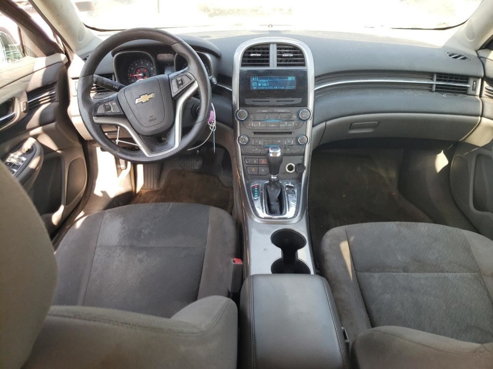 MALIBU 2013 Glove Box 4867783