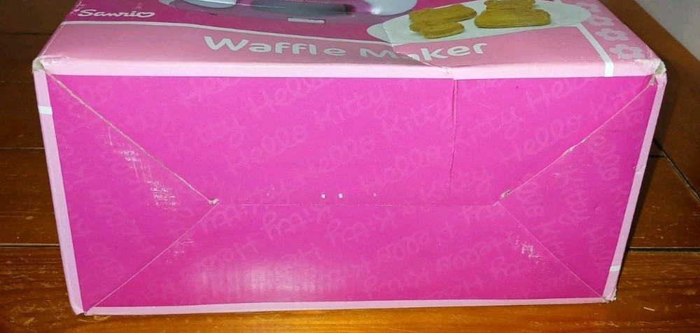 Hello Kitty Waffle Maker KT5221 Sanrio New