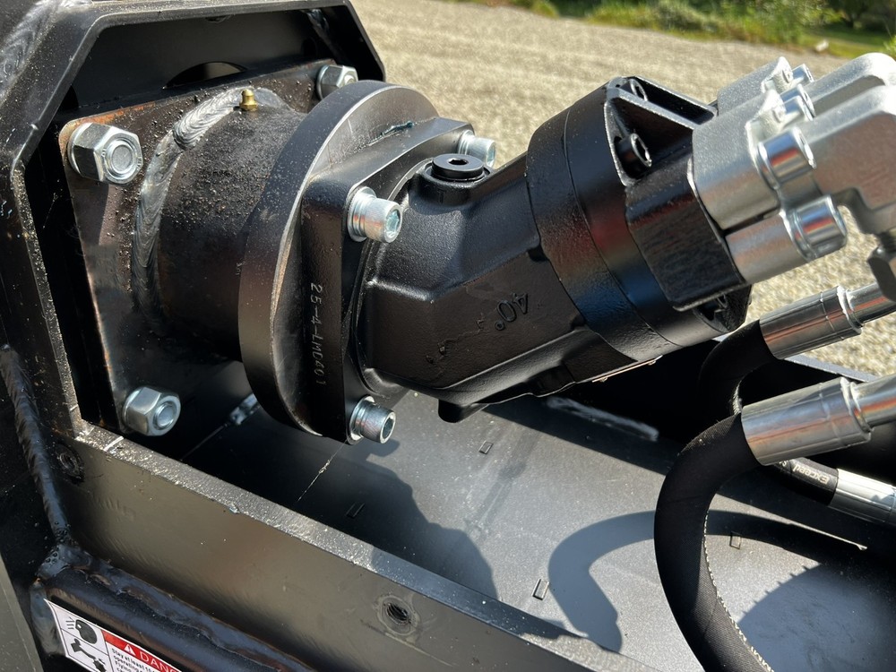 Excavator Forestry Drum Mulcher Head Attachment For 4-8 Ton Weight Classes