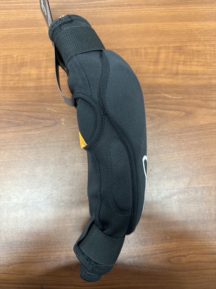 NEW Fox Racing Launch D30 Bicycle Elbow Guards SMALL