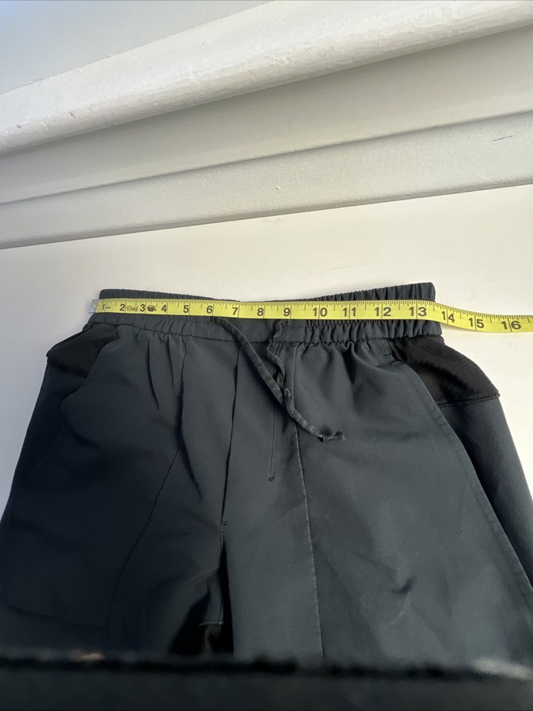 Lululemon Black Pull on Zipper Back Pocket Athletic Pants Size Small Jogger