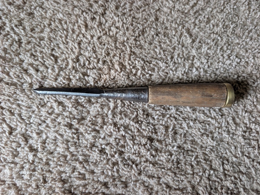 Vintage New Haven Edge Tool Co. 1/4" Woodworking chisel