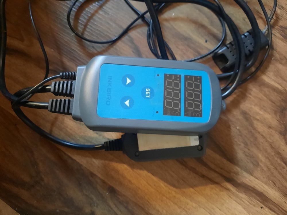 Ink Bird Temperature And Humidity Controllers